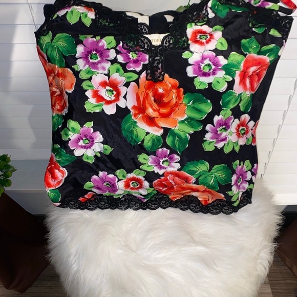 Vs pink floral slip vintage - Picture 3 of 9